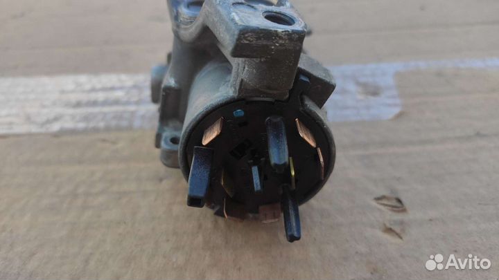 Замок зажигания volkswagen Passat B5 plus