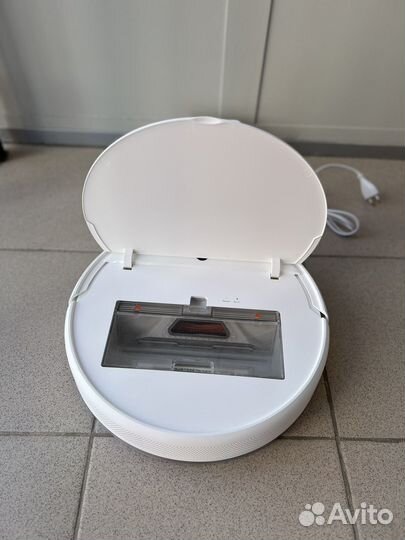Xiaomi Робот-пылесос Mi Robot Vacuum Mop RU