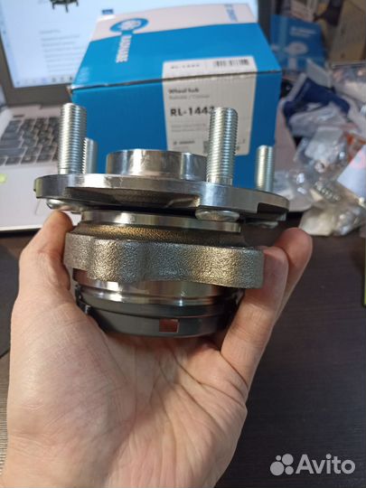 Ступица передняя прав/лев Nissan Murano, Teana J32