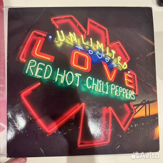 Red Hot Chili Peppers – Unlimited Love LP