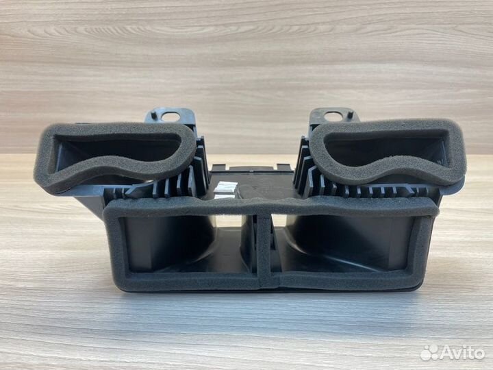 Воздуховод Skoda Rapid