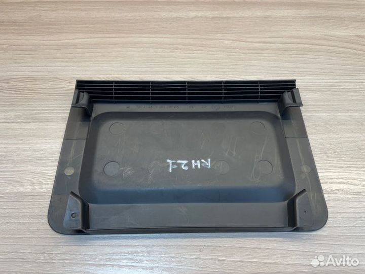 Накладка обшивки багажника Skoda Rapid