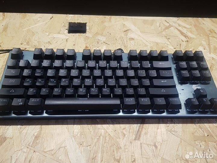 Игровая механическая клавиатура