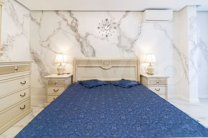 2-к. квартира, 70 м², 1/2 эт.