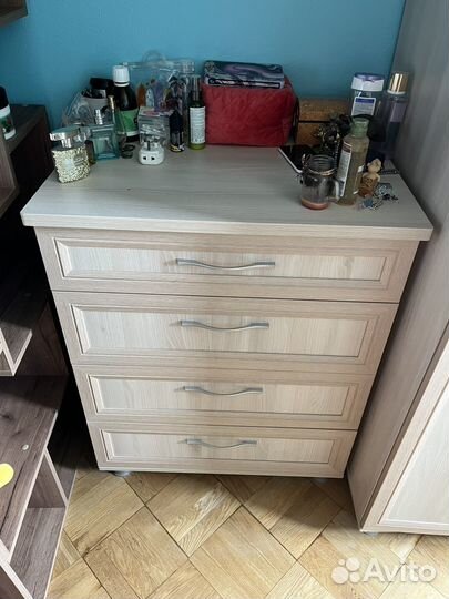 Мебель в детскую комнату