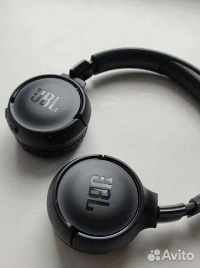 Беспроводные наушники jbl черные накладные