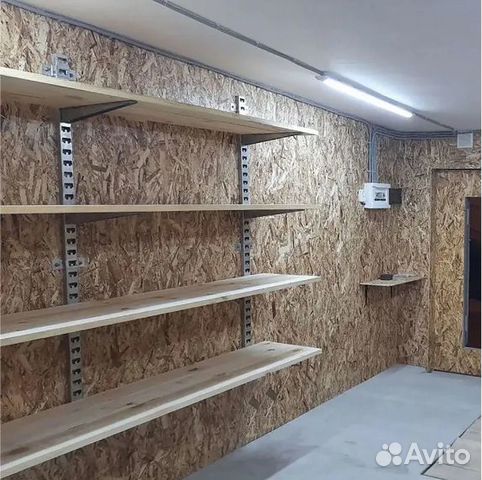 Стеллажи и этажерки