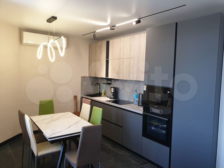 2-к. квартира, 100 м², 20/24 эт.