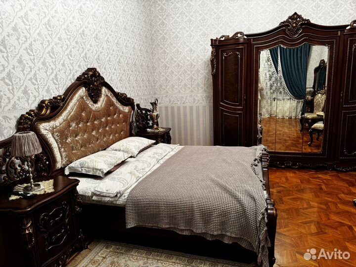 Спальный гарнитур бу