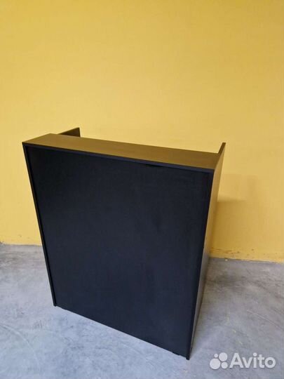 Ресепшн, стойка администратора