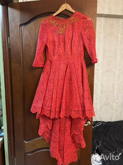 Вечернее платье