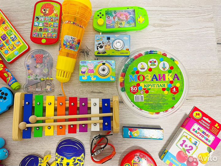 Большой набор развивающих и музыкальных игрушек