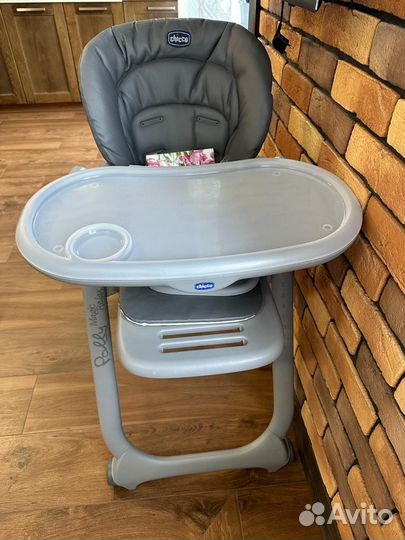 Детский стульчик для кормления