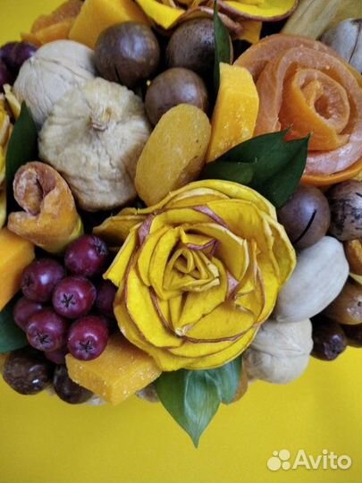 Букет для учителя из сухофруктов