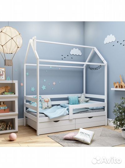Детская кровать домик из березы