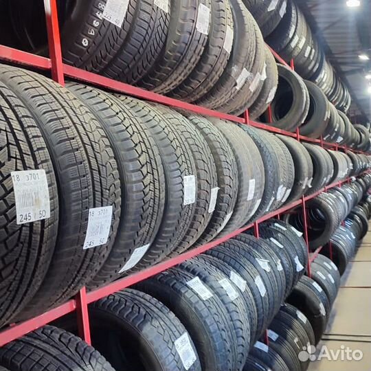 Pirelli P Zero 265/40 R21 101Y