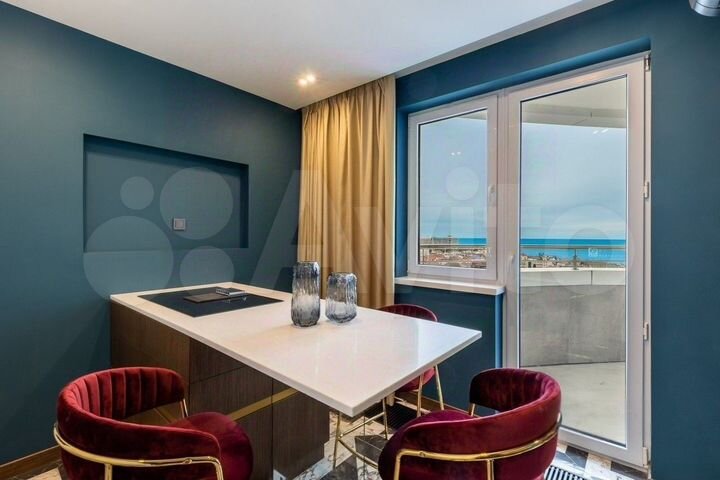 3-к. квартира, 118 м², 21/22 эт.