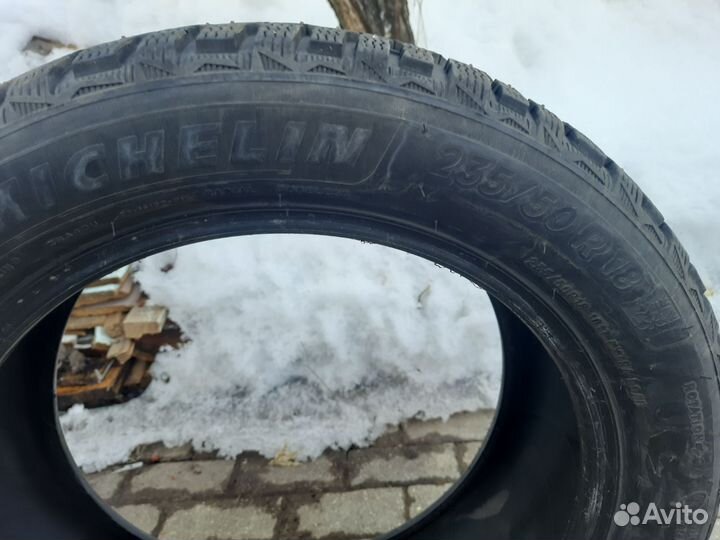 Michelin X-Ice North 4 235/50 R18 101T