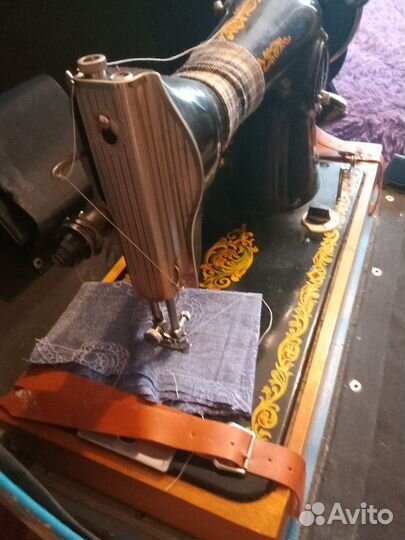 Швейная машина Подольск ручная