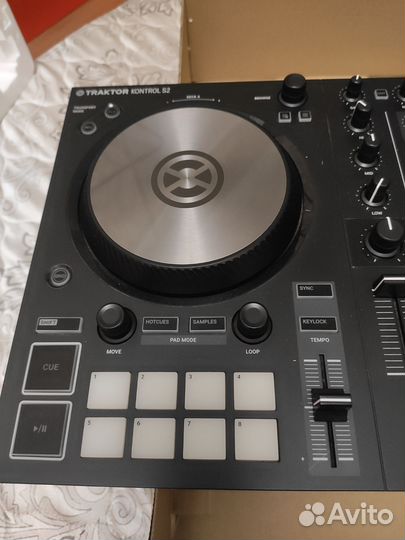 Dj контролер Traktor s2 mk3