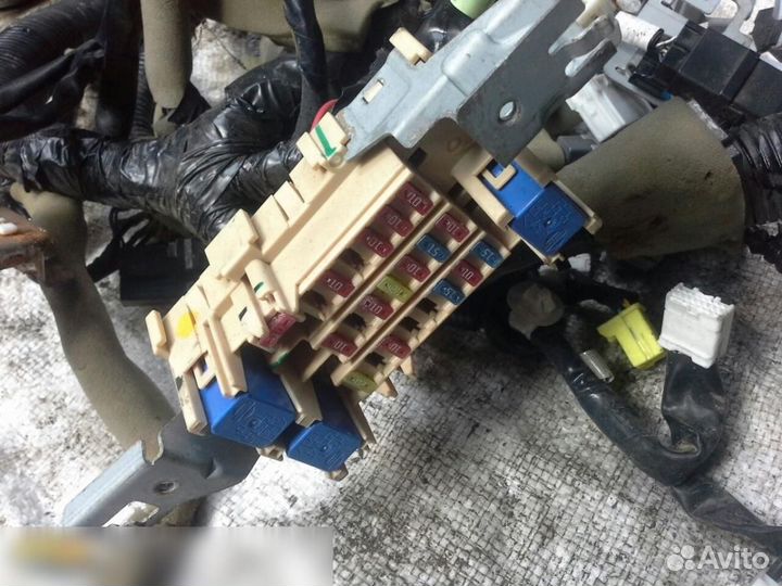 Проводка (коса) Nissan Juke (F15) 2011