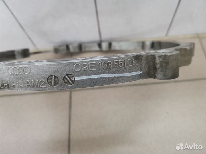 Проставка двс и кпп Audi A8 D3 09E103551B