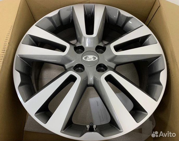 Новые литые диски LADA Vesta Cross R17 (grey)