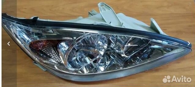 Фара правая Toyota Camry 2001-2004
