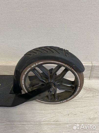 Самокат взрослый Shulz 200