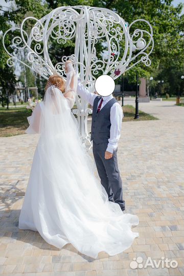 Свадебное платье