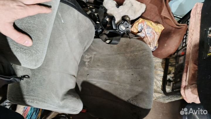 Передние сиденья