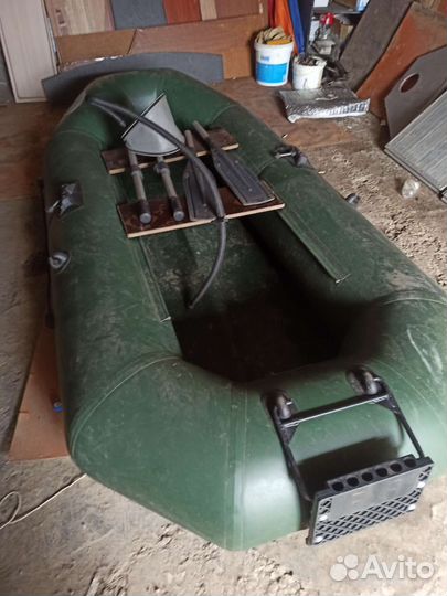 Лодка резиновая