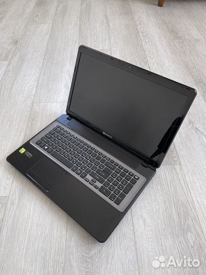 Большой Ноутбук 17.3 i7 nvidia gt 8gb ssd 240gb