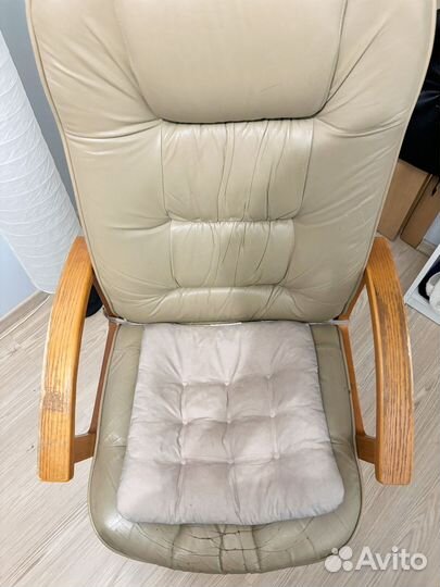 Кресло из исскуственной кожи