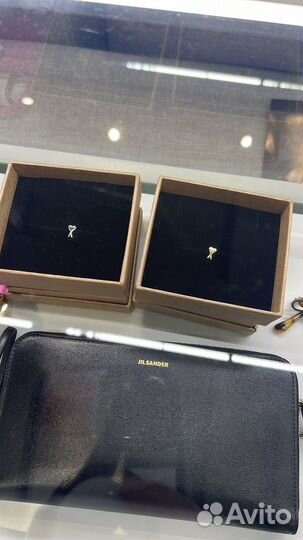 Пусеты Ami paris