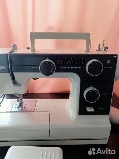 Швейная машинка janome бу