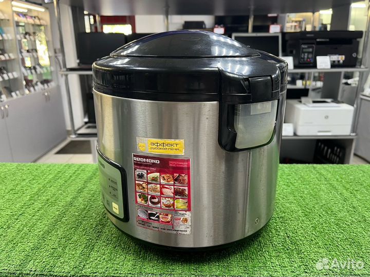 Мультиварка Redmond RMC-M4526