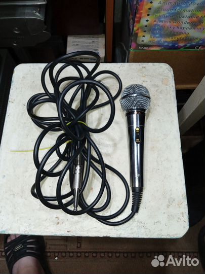 Микрофон для караоке LG