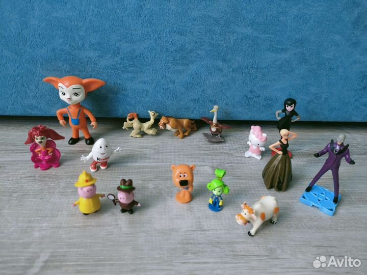 Игрушки из киндера сюрприза Смешарики и другие