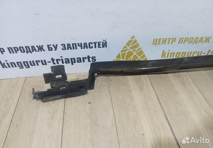 Воздуховод радиатора нижний для BMW X5 G05 OEM 517