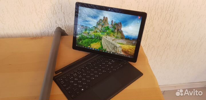 Сенсорный Ноутбук Dell 5285 i5-7300\8Gb\256ssd\ips