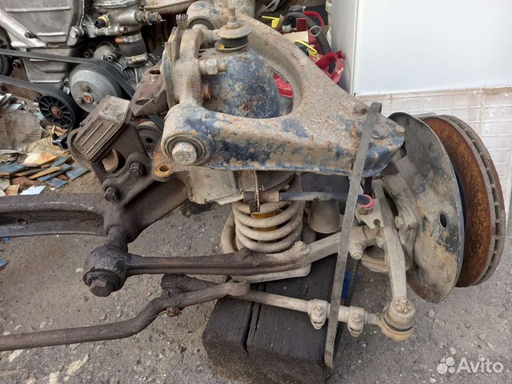 Передняя балка газ 31105