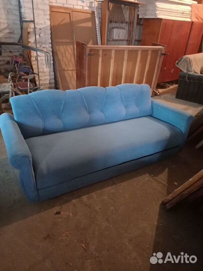 Продаю диван