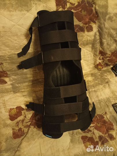 Ортез (большой) коленного сустава