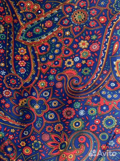 Отрезы тканей советских времен из хлопка и шелка