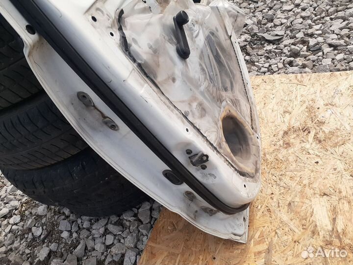 Nissan cube z10 дверь задняя правая