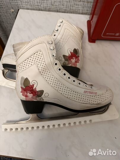 Коньки фигурные