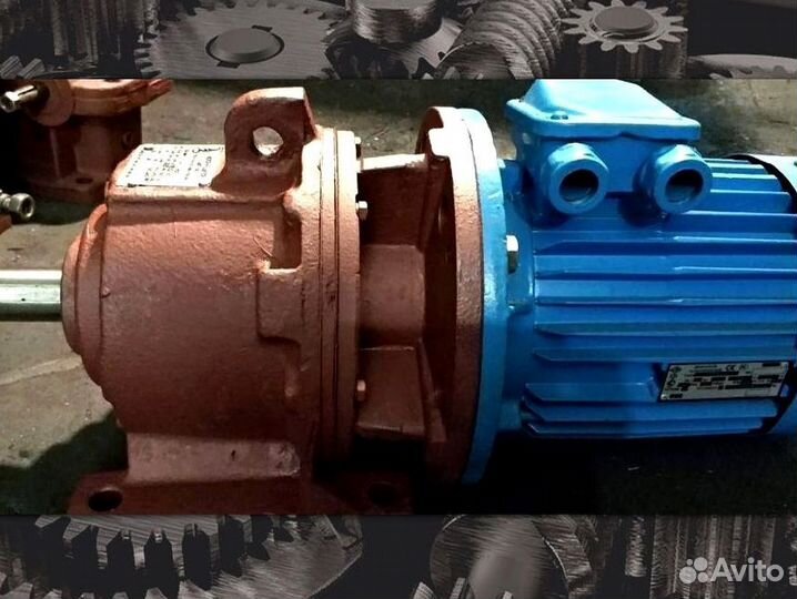 Редуктор цилиндрический трехступенчатый цдн-710 Б