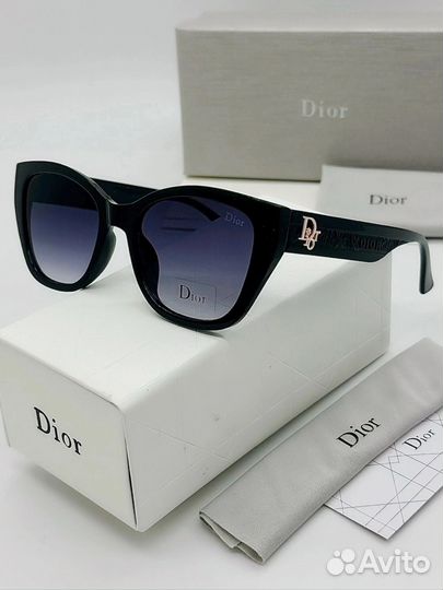 Солнцезащитные очки dior