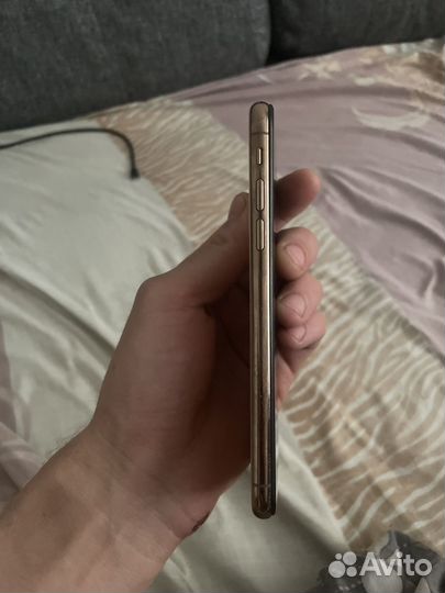 iPhone Xs, 64 ГБ